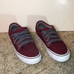 Vans (Chukka low)